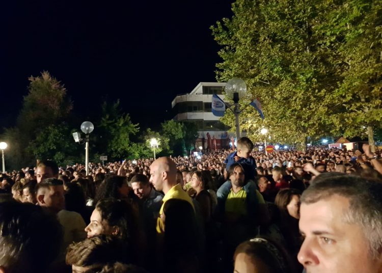 Thompson zapalio Široki Brijeg (FOTO)