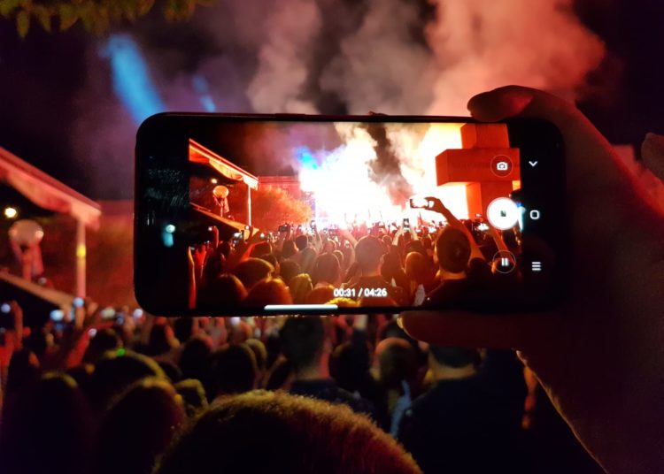 Thompson zapalio Široki Brijeg (FOTO)