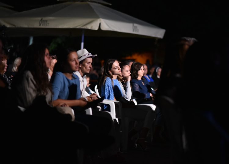 Klapa Vinčace drugi put zaredom pobijedila u muškoj konkurenciji, publika nagradila klapu Contra