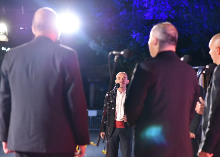 Klapa Vinčace drugi put zaredom pobijedila u muškoj konkurenciji, publika nagradila klapu Contra