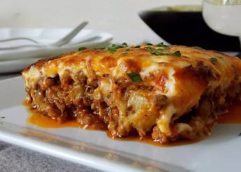 Kako napraviti sočnu musaku s mljevenim mesom?