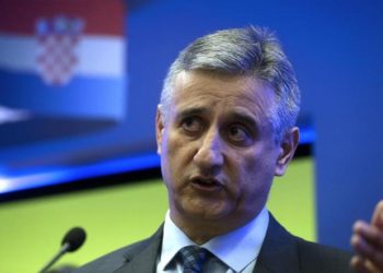 Karamarko: Ozbiljno razmišljam da uđem u utrku za predsjednika HDZ-a