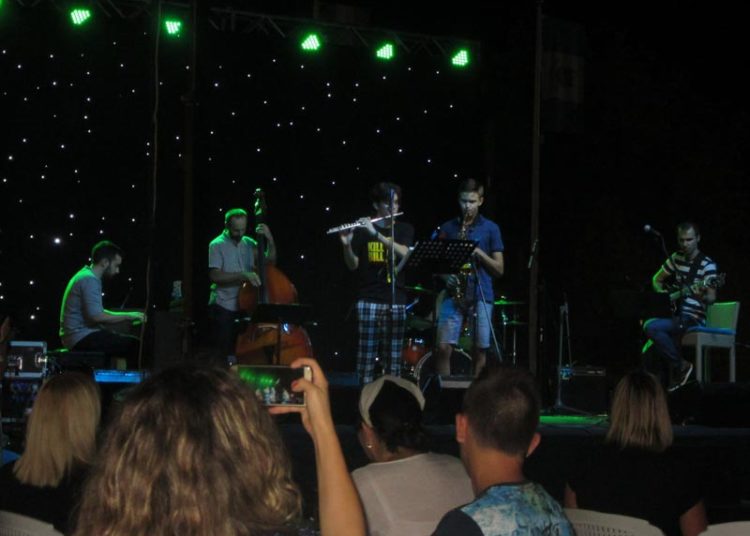 Koncertom na trgu završio 1. Jazz Festival u Ljubuškom