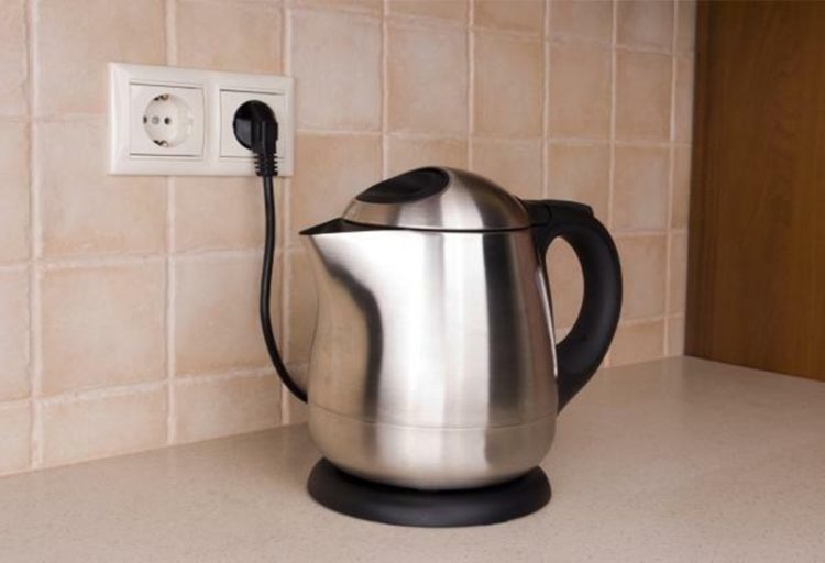 Kuhalo za vodu vam je puno kamenca? Riješite ga se vrlo jednostavno