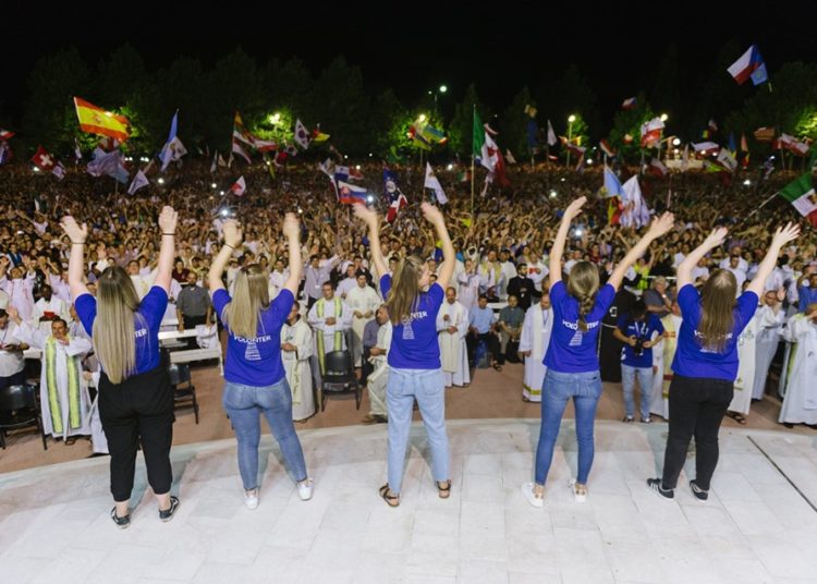 Kardinal De Donatis na otvaranju Mladifesta: Donosim srdačan pozdrav i blagoslov Svetog Oca