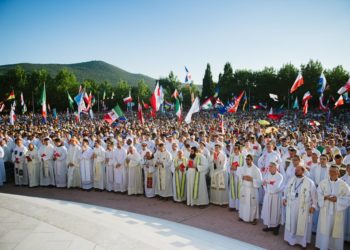 Kardinal De Donatis na otvaranju Mladifesta: Donosim srdačan pozdrav i blagoslov Svetog Oca