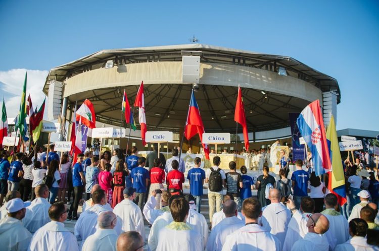 Kardinal De Donatis na otvaranju Mladifesta: Donosim srdačan pozdrav i blagoslov Svetog Oca