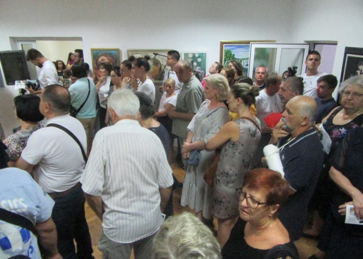 Otvorena skupna izložba slika ljubuških slikara
