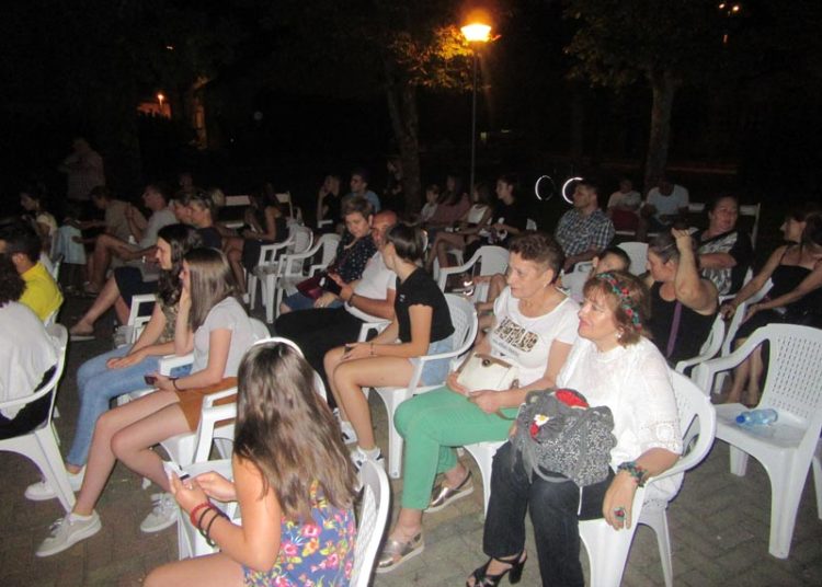 Održana Večer gimnazijalaca: Mladi Ljubušaci pokazali glazbeni talent