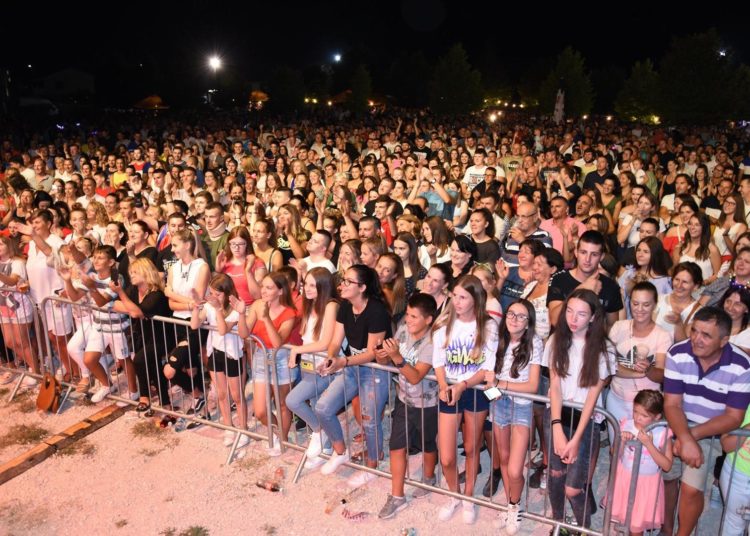 „Blatničke note dobrote“ održane uz tisuće posjetitelja iz BiH, Hrvatske i dijaspore