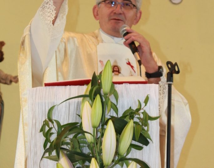 Svečani blagoslov nove župne kuće u hercegovačkim Vinjanima