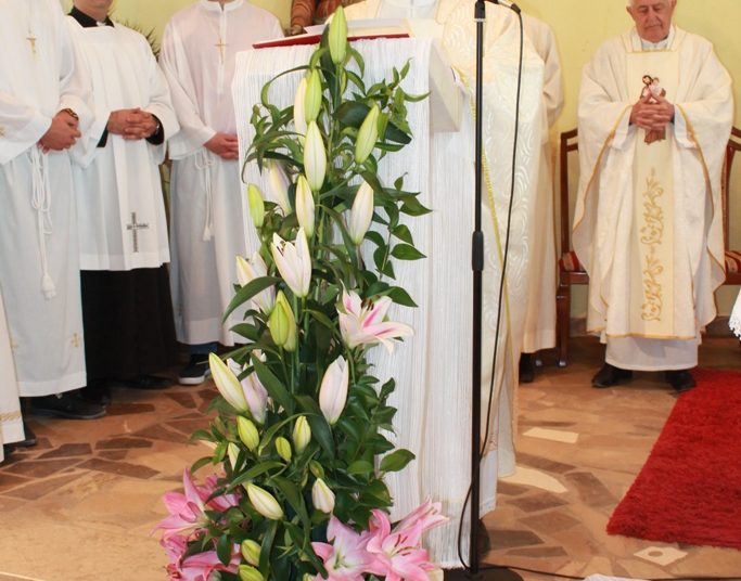 Svečani blagoslov nove župne kuće u hercegovačkim Vinjanima