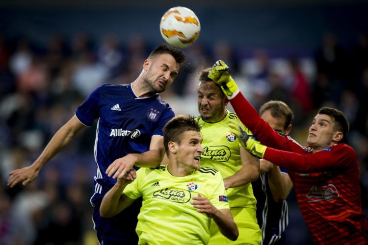 Hrvatski branič debitirao u kultnom madridskom klubu: Ispraćen pljeskom navijača!