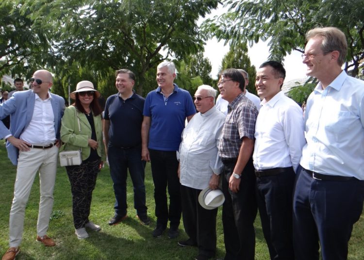 Druženje članova diplomatskog zbora s dužnosnicima Bosne i Hercegovine u Čitluku