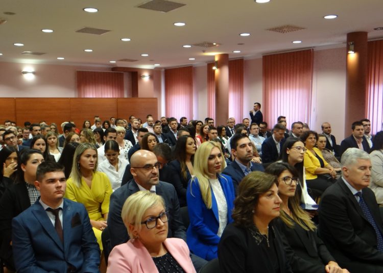Održana promocija VIII. generacije Političke akademije HDZ-a BiH