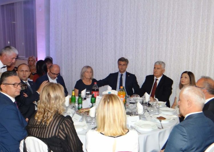 Održana sedma večer Hercegovine u Posavini: Neraskidivo zajedništvo se nastavlja