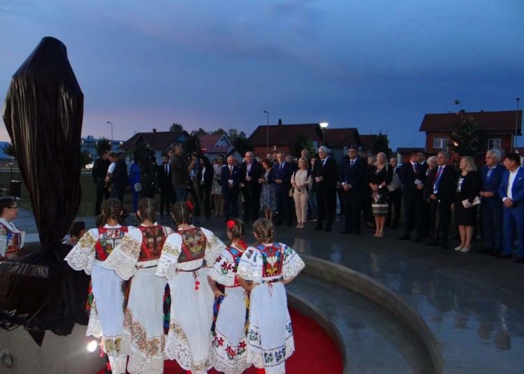 U Orašju svečano otvoreni 24. Dani hrvatskog filma ‘Ivo Gregurević’