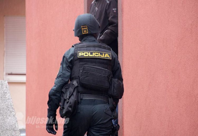 Uhićenja u Mostaru zbog zgrtanja milijuna u pljačkama tržnih centara i bankomata