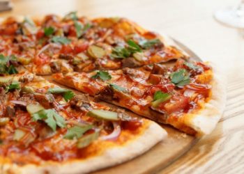 Gotovo za 5 minuta: Trik za pizza-tijesto bez dizanja