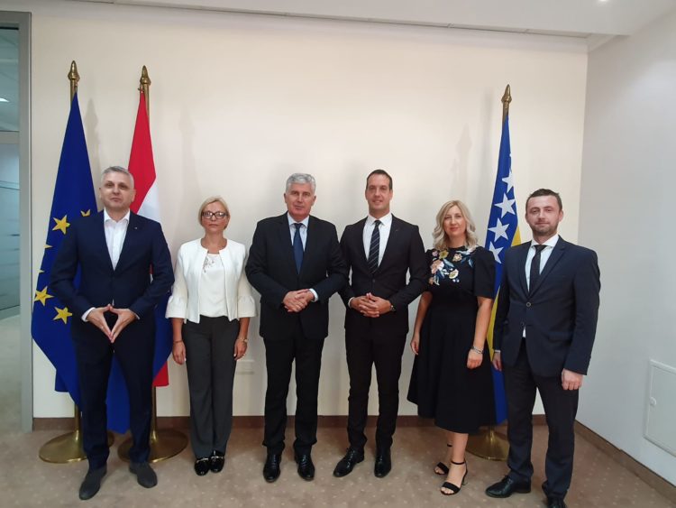 Čović se sastao s izaslanstvom HKD Napredak