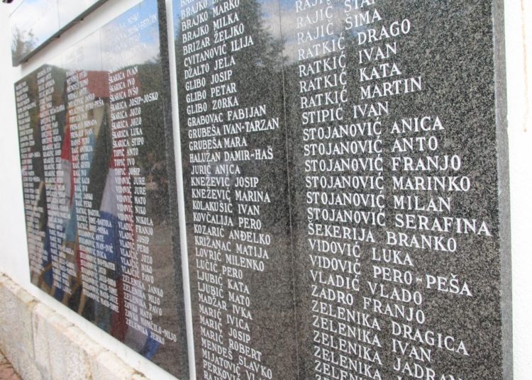 Obilježena 26. obljetnica stradanja Hrvata u Uzdolu