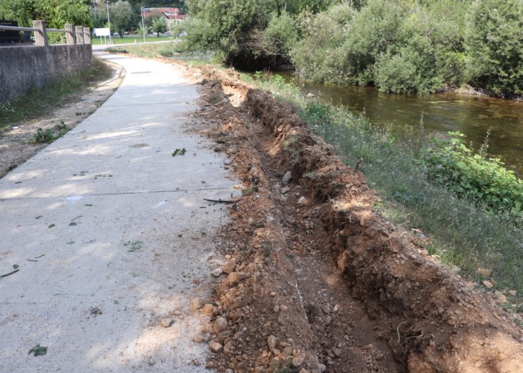 Široki Brijeg: Gradi se parking, kružni tok i nogostupi!