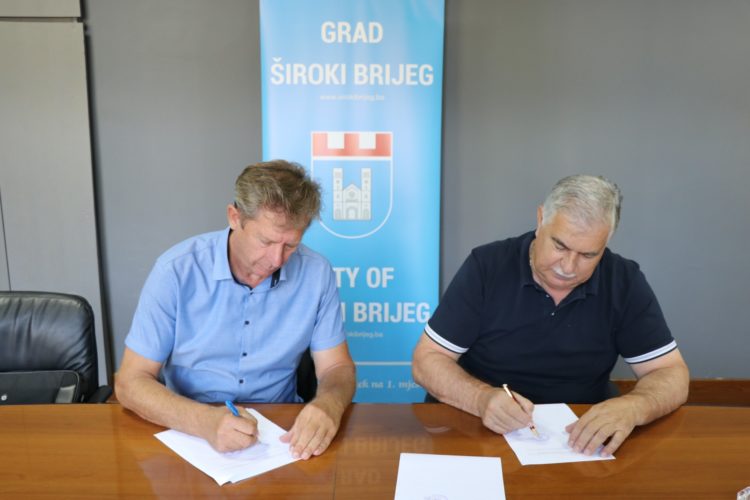 Široki Brijeg: Potpisan ugovor za izgradnju primarnog cjevovoda za vodovod u Knešpolju