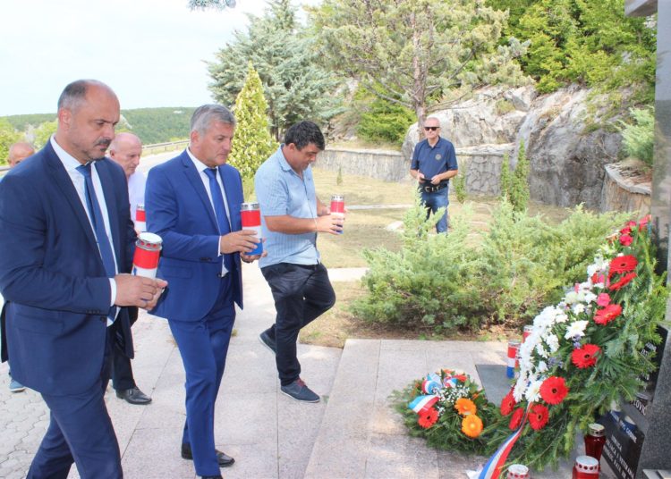 Čović: Herceg-Bosna nije takozvana i nemojmo se opterećivati kada je oni tako zovu