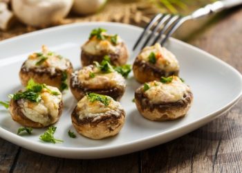 Recept za šampinjone punjene šunkom i sirom