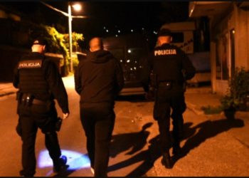 Huligani prijetili novinarima portala RadioSarajevo.ba, dvije osobe uhićene