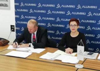 Skupština Aluminija usvojila odluku o nastavku rada