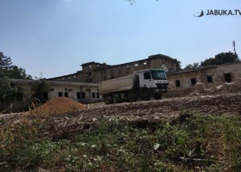 Široki Brijeg: Uklanjaju se barake i građevinski materijal oko Duhanske stanice