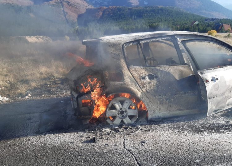 Blidinje: U potpunosti izgorio osobni automobil