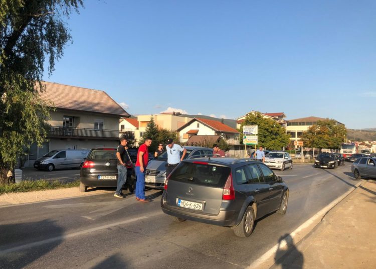 Prometa nesreća u Širokom Brijegu: Velike kolone na magistralnoj cesti Trn