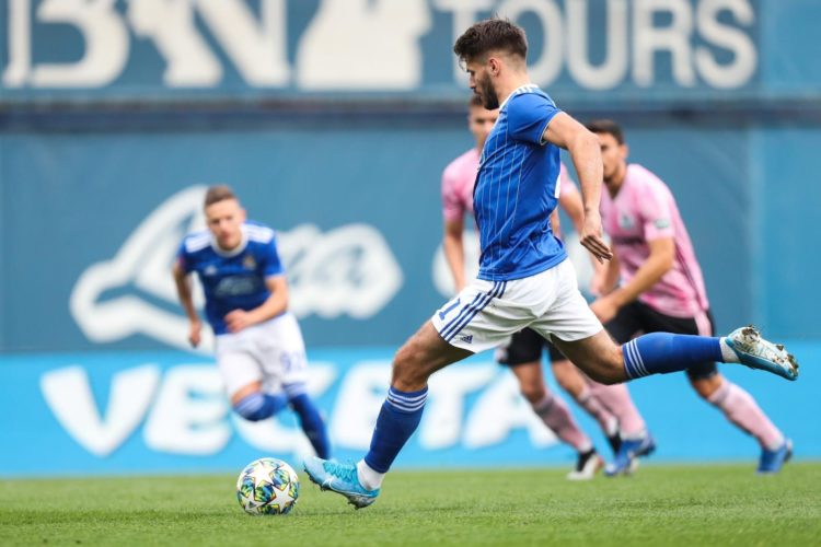 Dinamo iz penala pobijedio Slaven Belupo i zadržao priključak s Hajdukom