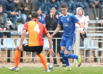 Juniori Dinama remizirali sa Šahtarom u Harkivu i preuzeli vrh ljestvice