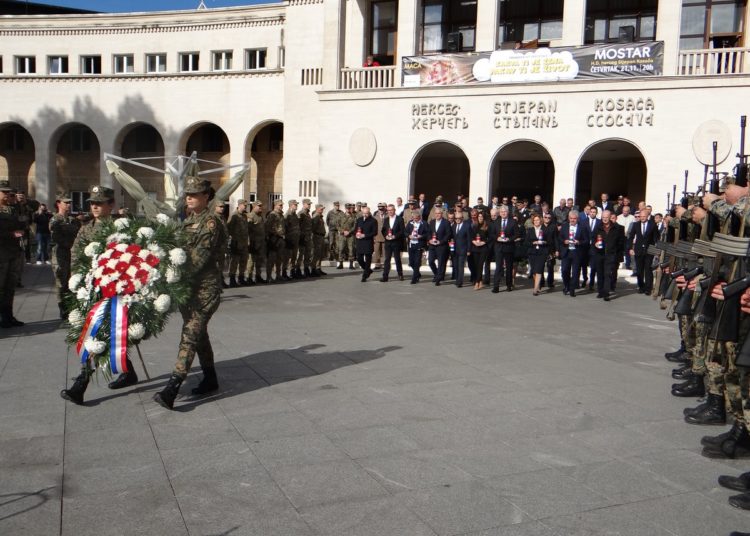 Izaslanstvo Hrvatskog narodnog sabora obilježilo blagdan Svih svetih i Dušni dan