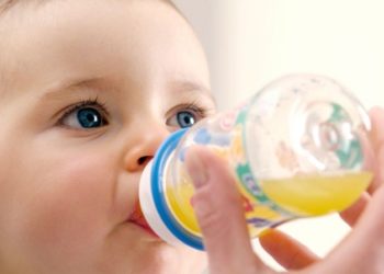 Djeca možda vole sok iz tetrapaka, ali treba ga izbjegavati zbog previše šećera