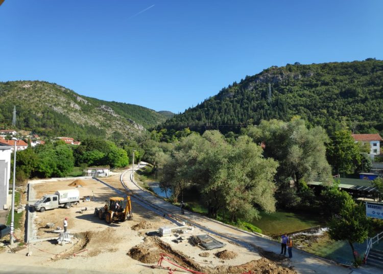 Široki Brijeg: Radovi na parkingu kod Županije i oko Duhanske stanice