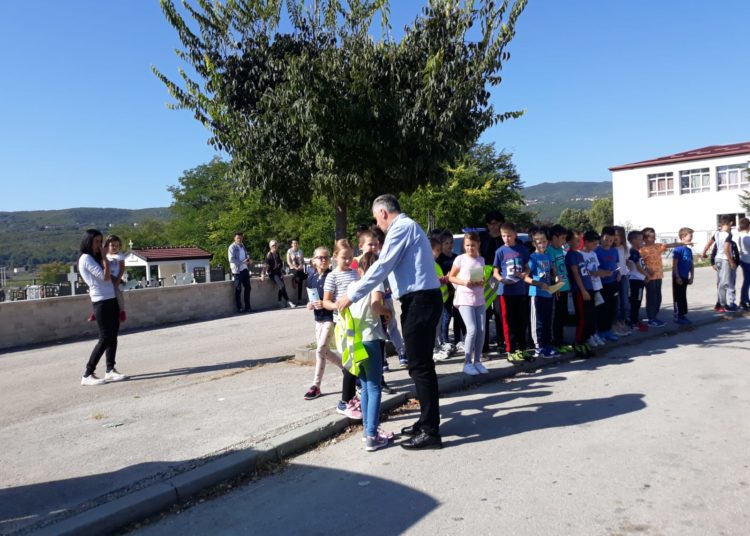 Akcija “Sigurno u prometu” na Trnu i Kočerinu (FOTOGALERIJA)