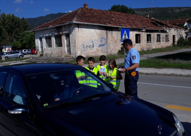 Akcija “Sigurno u prometu” na Trnu i Kočerinu (FOTOGALERIJA)
