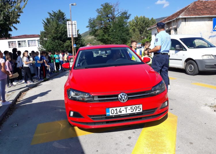 Akcija “Sigurno u prometu” na Trnu i Kočerinu (FOTOGALERIJA)