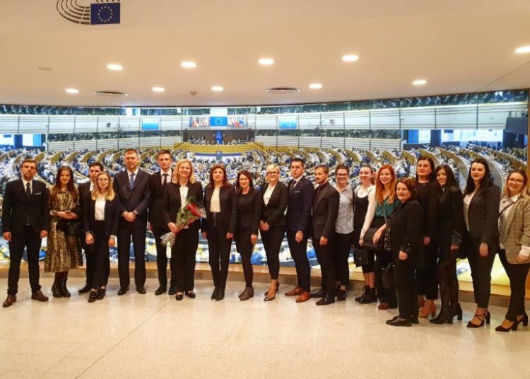 Izaslanstvo HDZ-a BiH boravilo u posjeti Europskom parlamentu u Bruxellesu