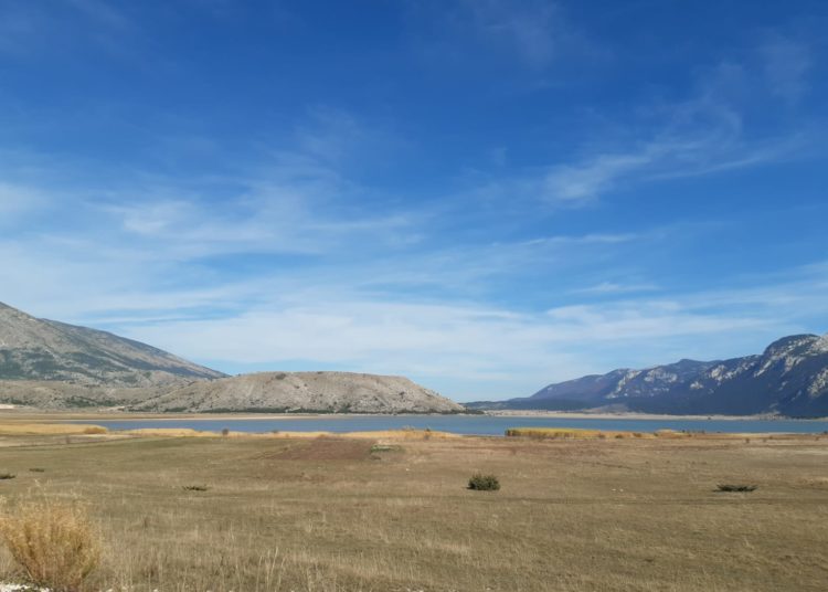 Fotoreportaža s Blidinja: Sunčani dan privukao veliki broj posjetitelja