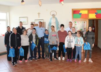 Policijski službenici PU Široki Brijeg posjetili Dom “Marija naša nada”