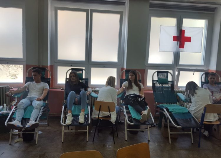 Posušje: Održana redovita jesenja akcija dragovoljnog darivanja krvi za srednjoškolce