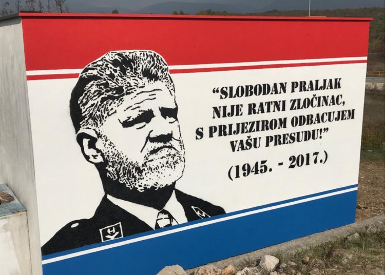 Momci iz Turčinovića muralima odali počast Vukovaru i generalima Slobodanu Praljku i Blagi Zadri