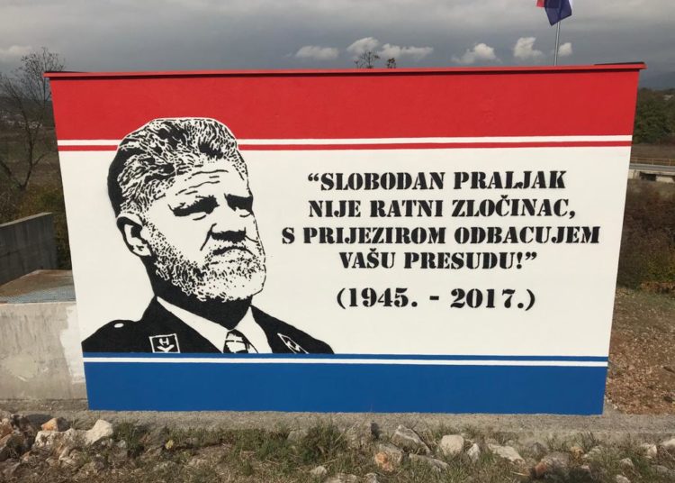 Momci iz Turčinovića muralima odali počast Vukovaru i generalima Slobodanu Praljku i Blagi Zadri