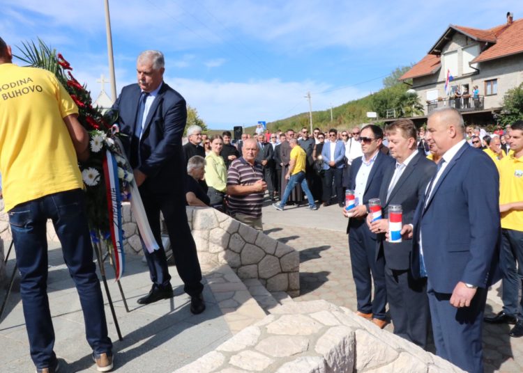 Svečano obilježena 50. obljetnica osnutka Župe Buhovo i u rad pušten mjesni vodovod