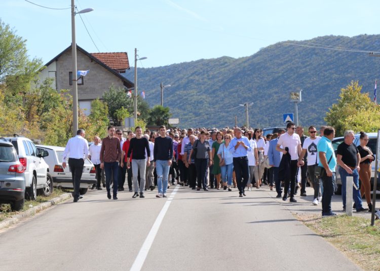 Svečano obilježena 50. obljetnica osnutka Župe Buhovo i u rad pušten mjesni vodovod